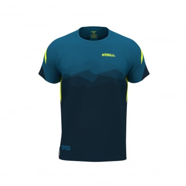 Stealthy Nightshade - Vertical - Pro-Fit XT t-shirt